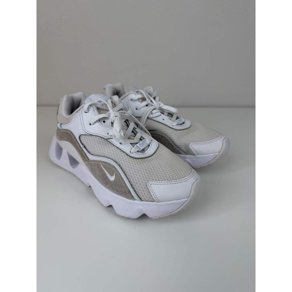 Nike Womens RYZ 365 II Sneakers 7.5 White CU4874-100 Cut Out Platform Chunky
